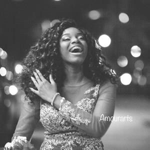 Meet your Posher, Niya